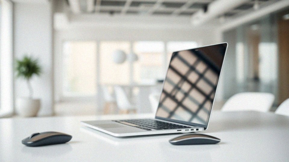 Jakie cechy charakterystyczne mają laptopy poleasingowe?